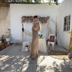 شلوار پارچه ای نس پورش ریزشی  پیله دار  رنگ ارده ای 