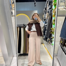 شلوار کرپ سیلک برش واید رنگ کرم 